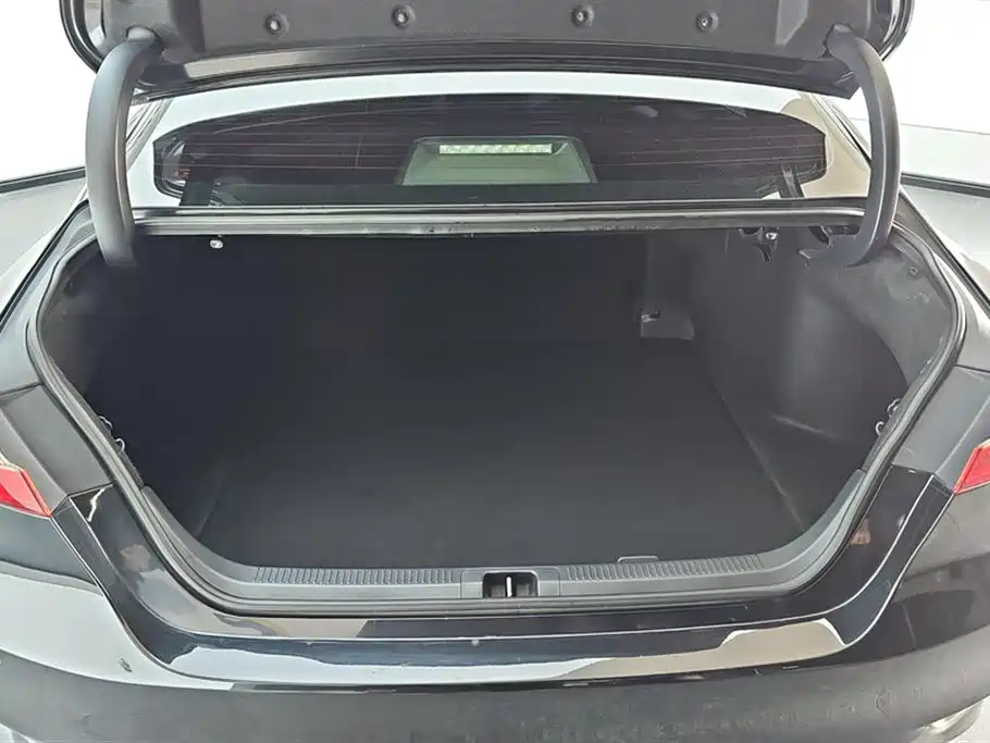 Toyota Camry 2021 2.5G Luxury Edition фото 4