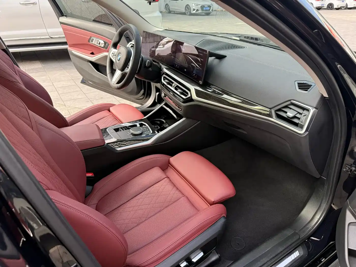 BMW 3 Series 2023 325Li M Sport Package фото 6