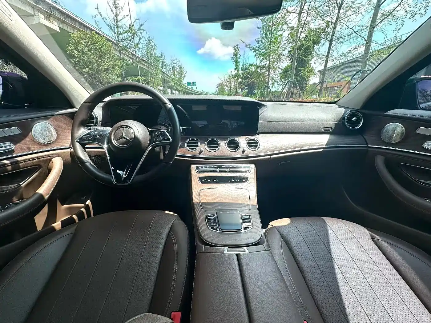 Mercedes-Benz E-Class 2023 E 300 L Luxury фото 6