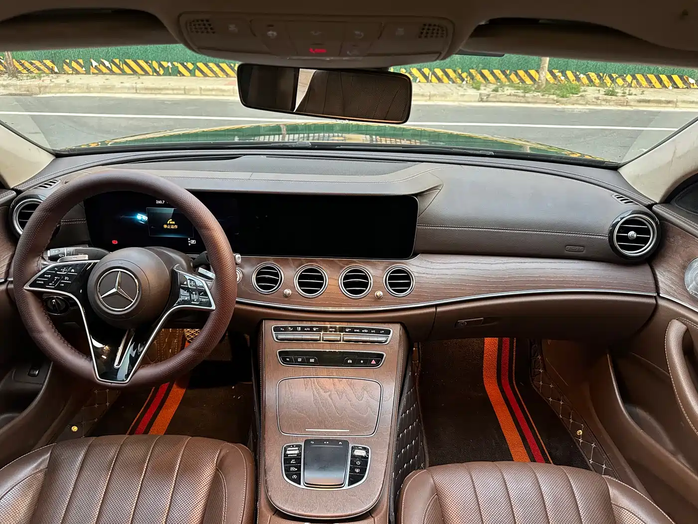 Mercedes-Benz E-Class 2021 E 300 L Premium фото 6