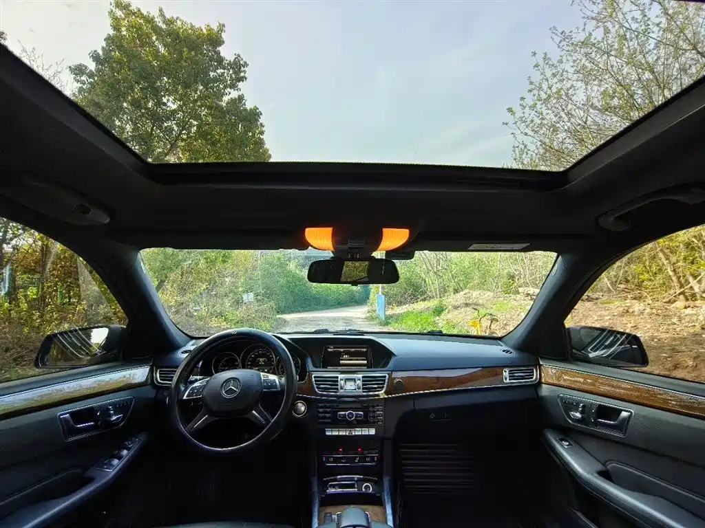 Mercedes-Benz E-Class 2015 E 200 L фото 8