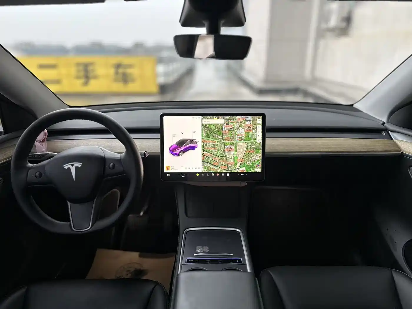 TESLA MODEL Y