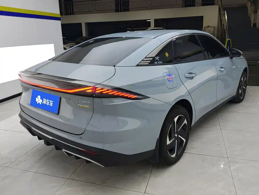 2025 Geely Galaxy Galaxy L6