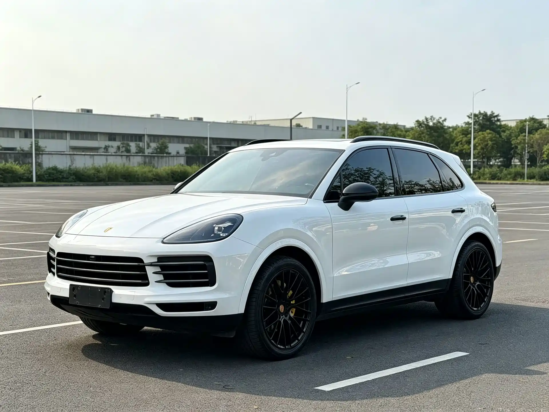 Фото 1 - Porsche Cayenne