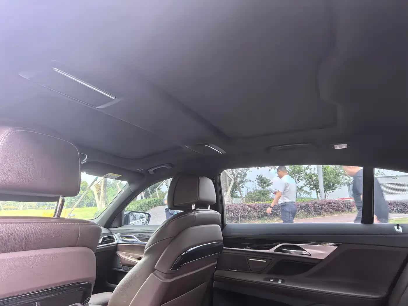 BMW 7 Series 2018 730Li Leading Type M Sport Package фото 13