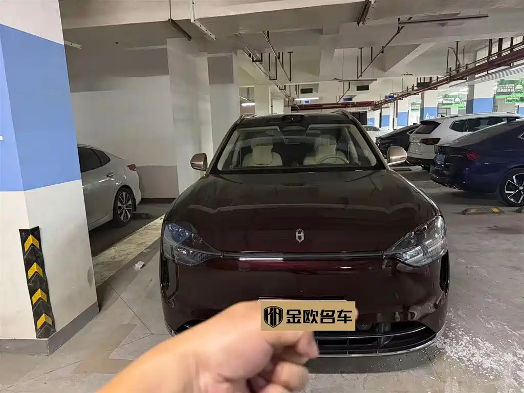 AITO Wenjie AITO M9 2025 Extended Range Ultra 52kWh 6-Seater фото 2