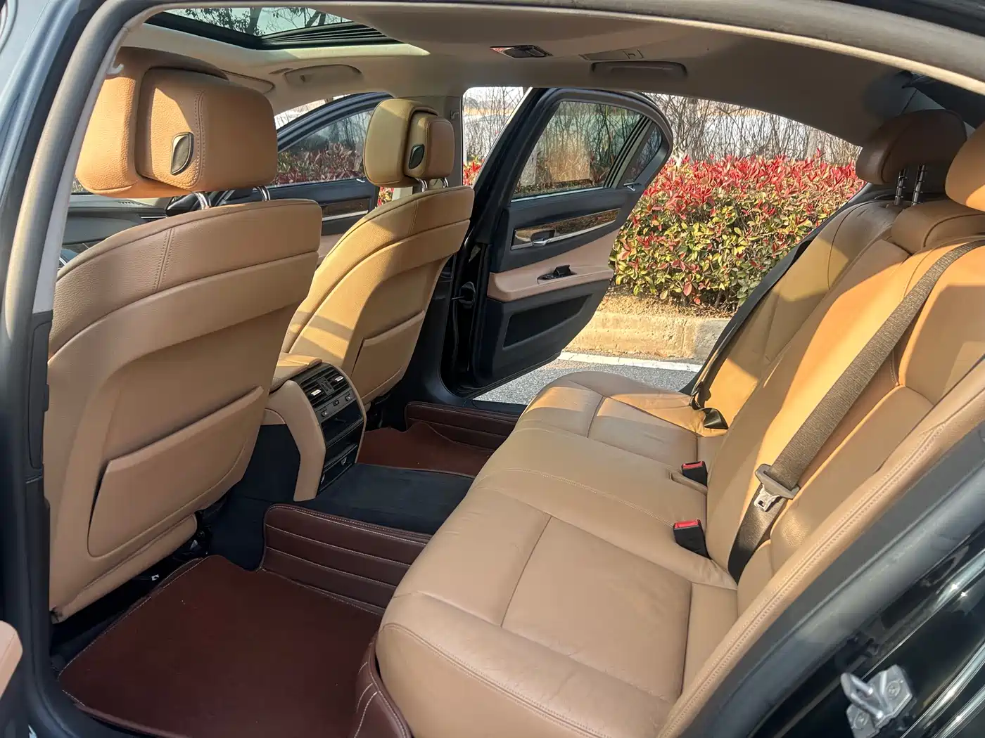 BMW 7 Series 2011 730Li Elegance фото 8