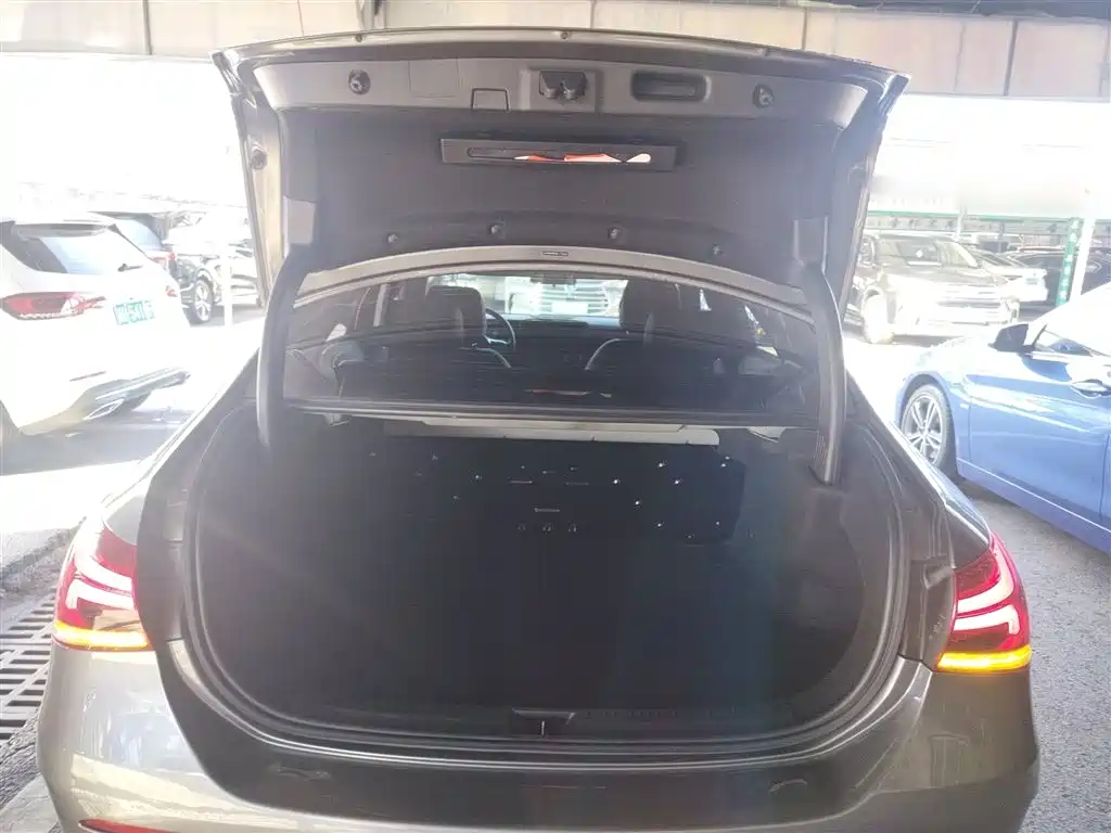 MERCEDES-BENZ CLASS A