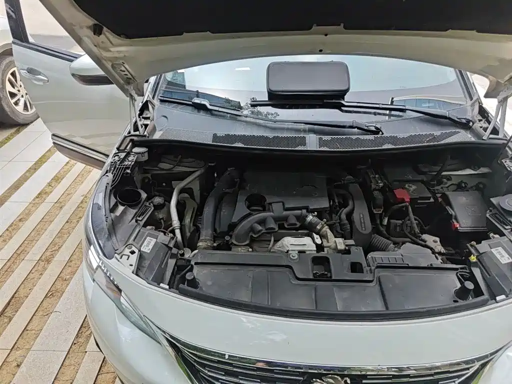 Peugeot 5008 2019 350THP 7-seat Elite Edition фото 21