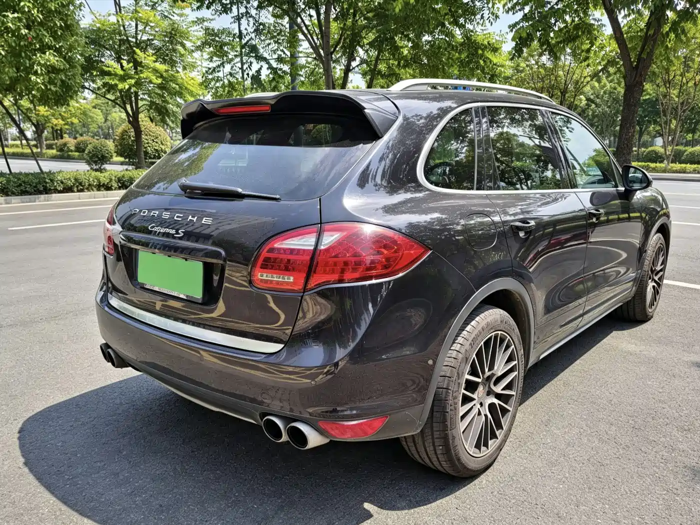 Porsche Cayenne 2014 Cayenne Platinum Edition 3.0T фото 5
