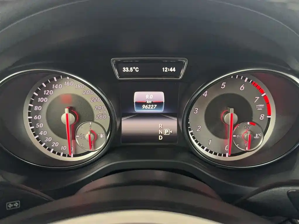 Mercedes-Benz GLA 2016 GLA 200 Fashion фото 5