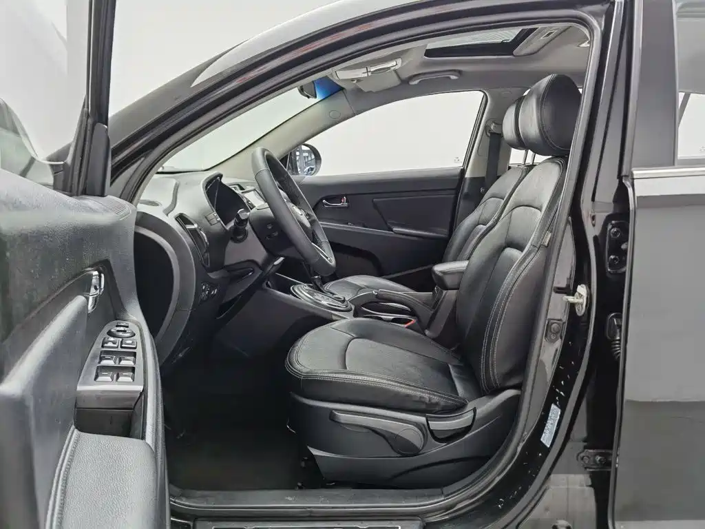 Фото 10 - Kia Sportage