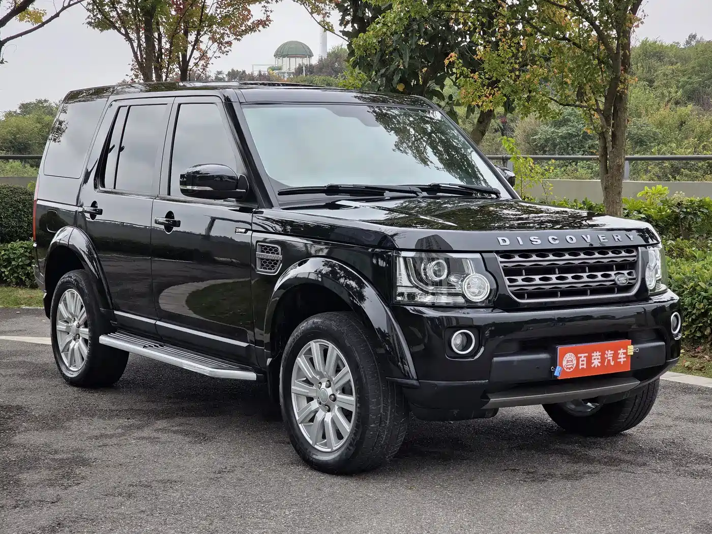 Land Rover Discovery 2015 3.0 SDV6 HSE Diesel фото 3