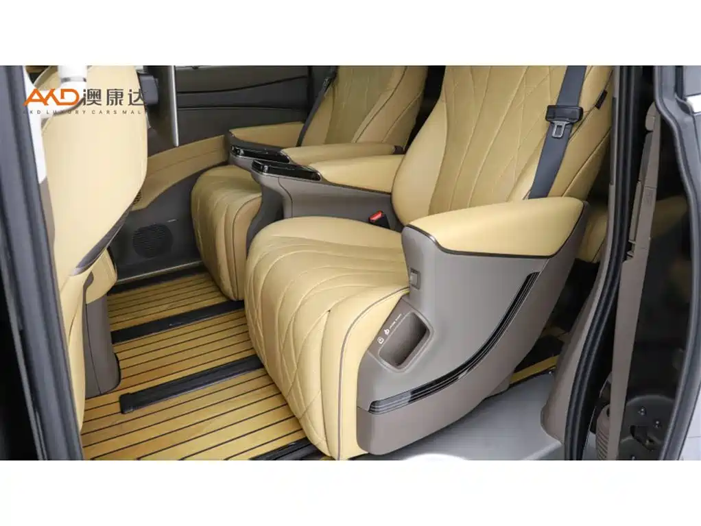 Denza D9 2022 DM-i 970 AWD Flagship фото 7