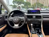 Фото 12 - Lexus RX