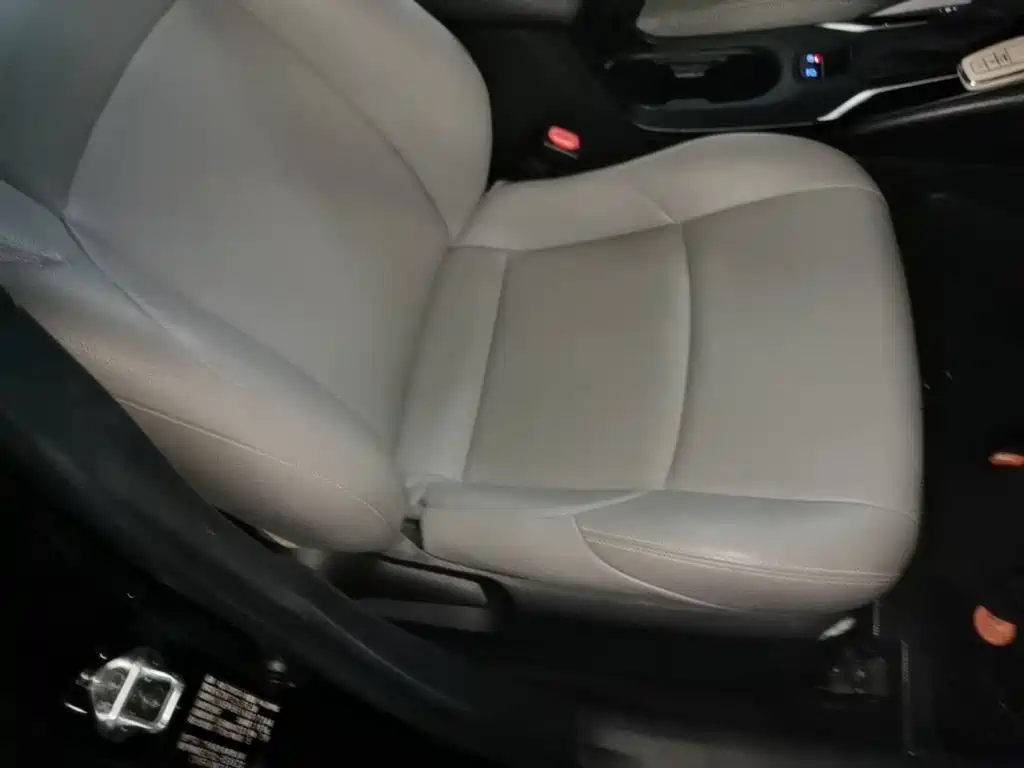 Фото 25 - Toyota Levin