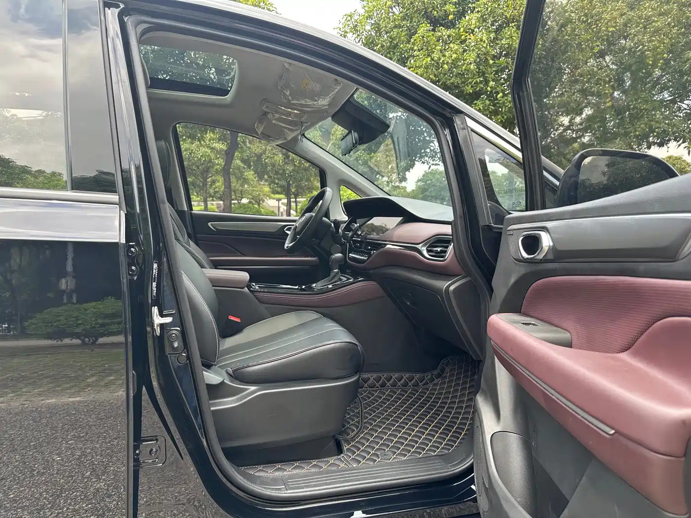 GAC Trumpchi Trumpchi M6 2023 PRO 270T DCT Luxury Edition фото 11