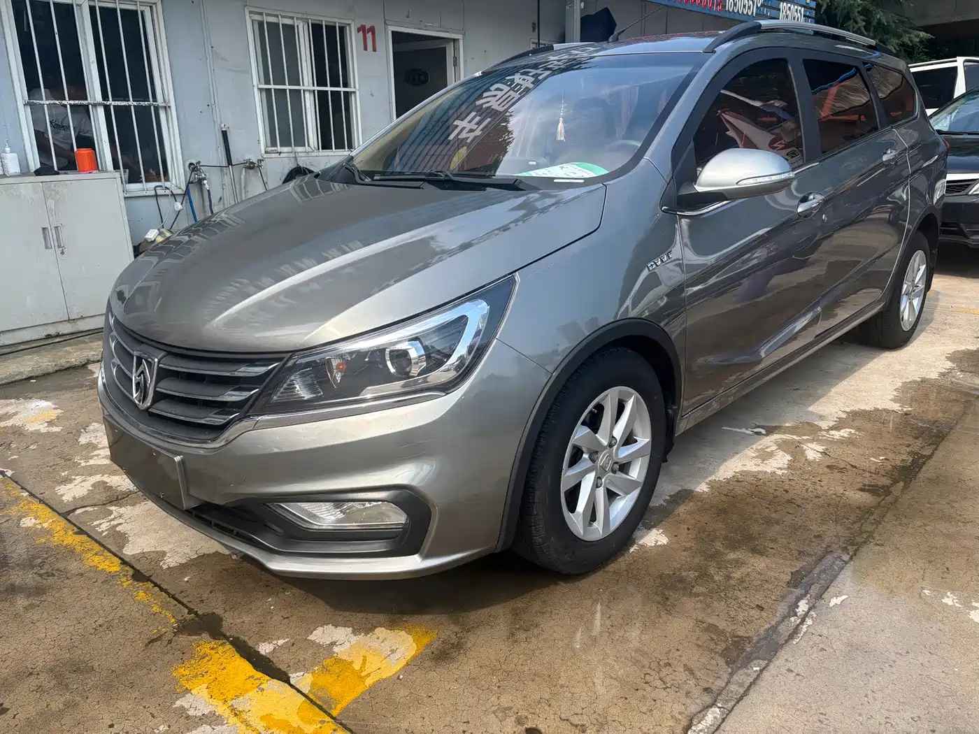 Baojun 310W 2018 2017 1.5L Manual Fashion Edition (China V)