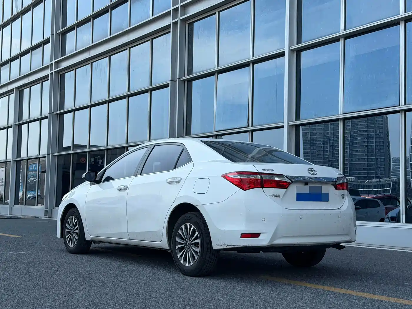 Toyota Corolla 2018 1.2T S-CVT GL Smart Edition фото 4