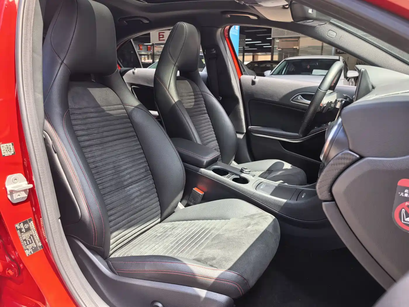 Mercedes-Benz A-Class (Import) 2015 A 200 Sport фото 26