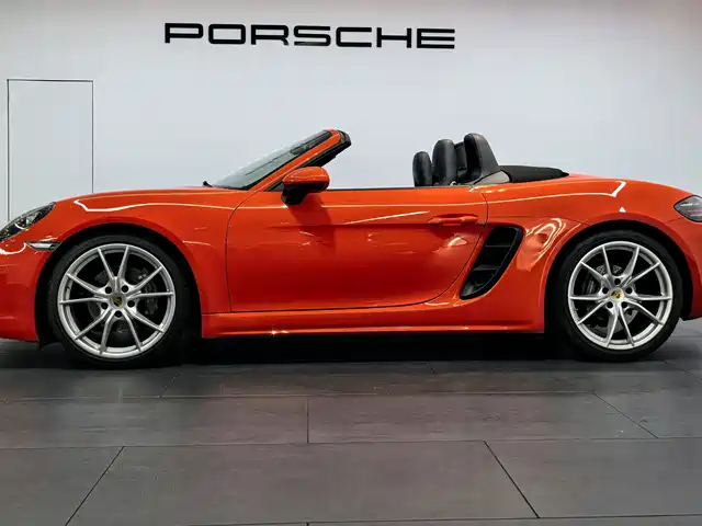 Porsche 718 2018 Boxster 2.0T — фото 3