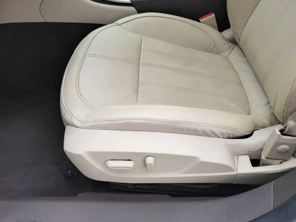 Фото 20 - Buick Regal