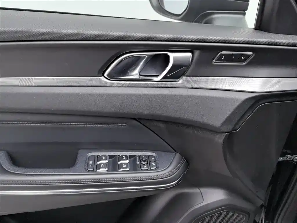 Lynk & Co 01 2021 2.0TD 2WD Pro фото 9