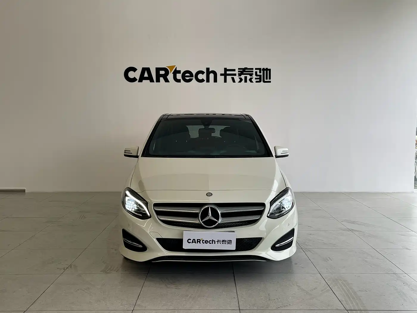 Mercedes-Benz B-Class 2015 B 200 Style фото 2