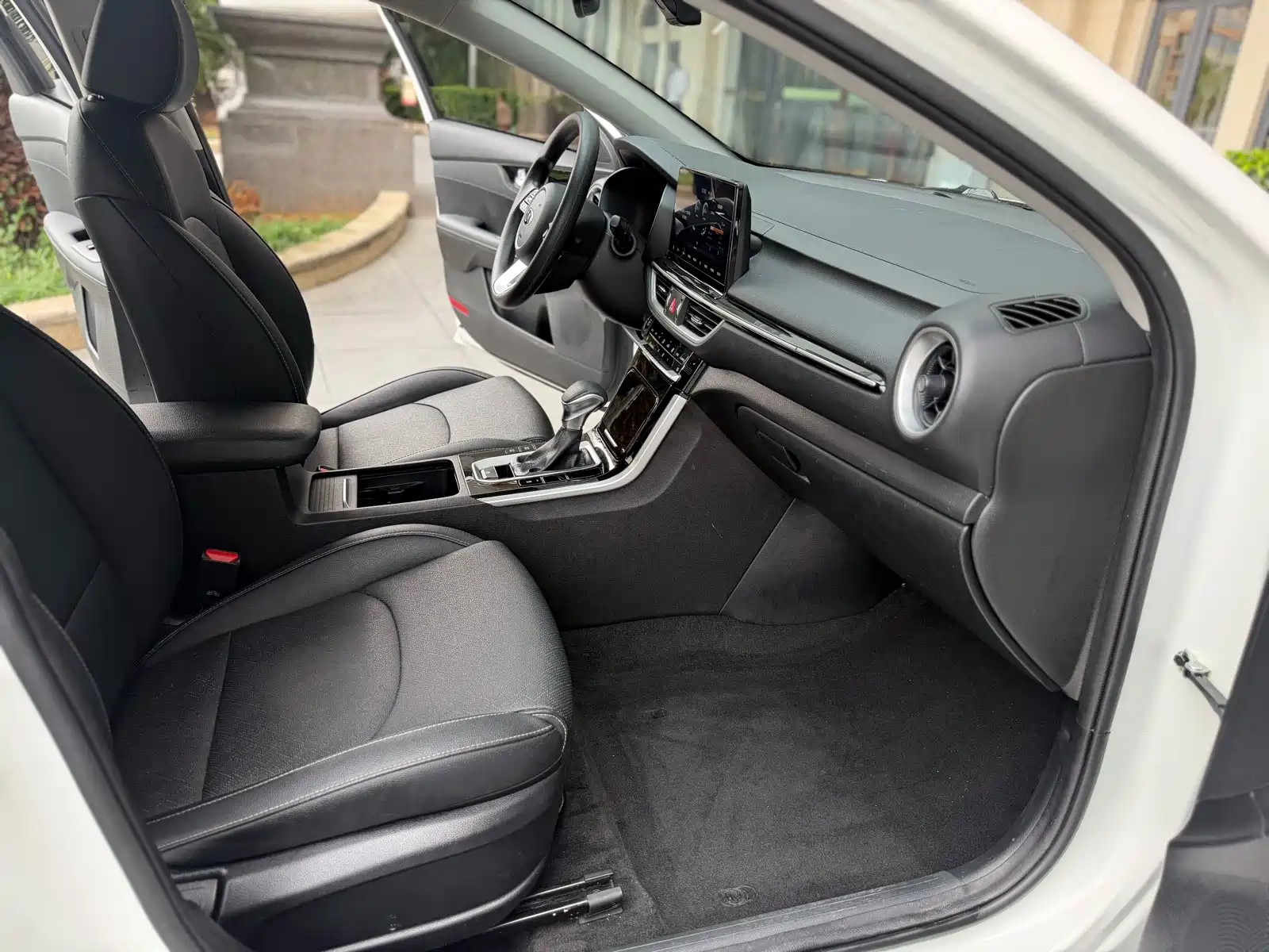 Фото 4 - Kia K3