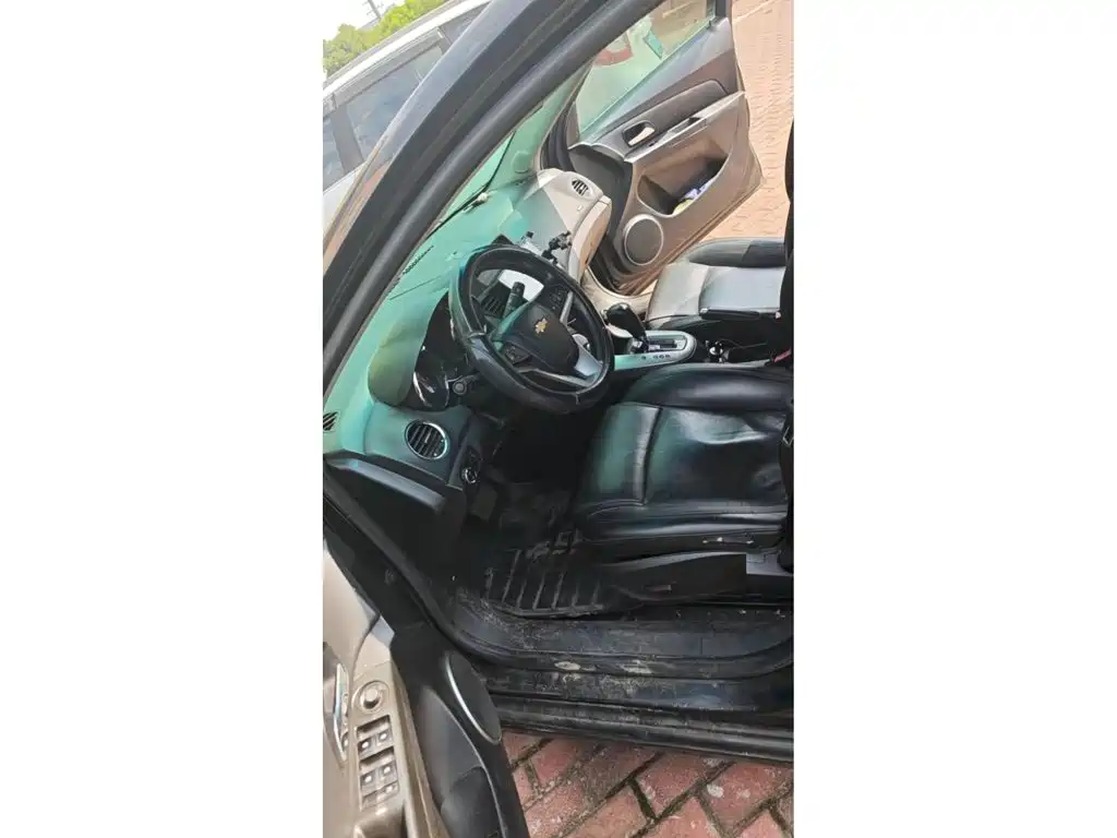 Chevrolet Cruze 2011 2011 1.8L SX AT