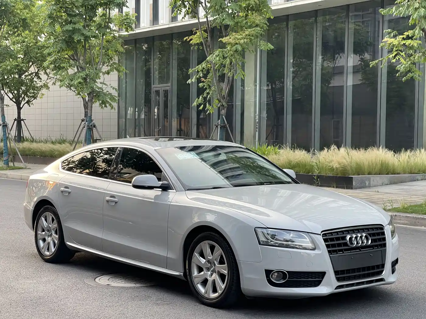 Audi A5 (Import) 2010 2.0TFSI Sportback Luxury фото 3
