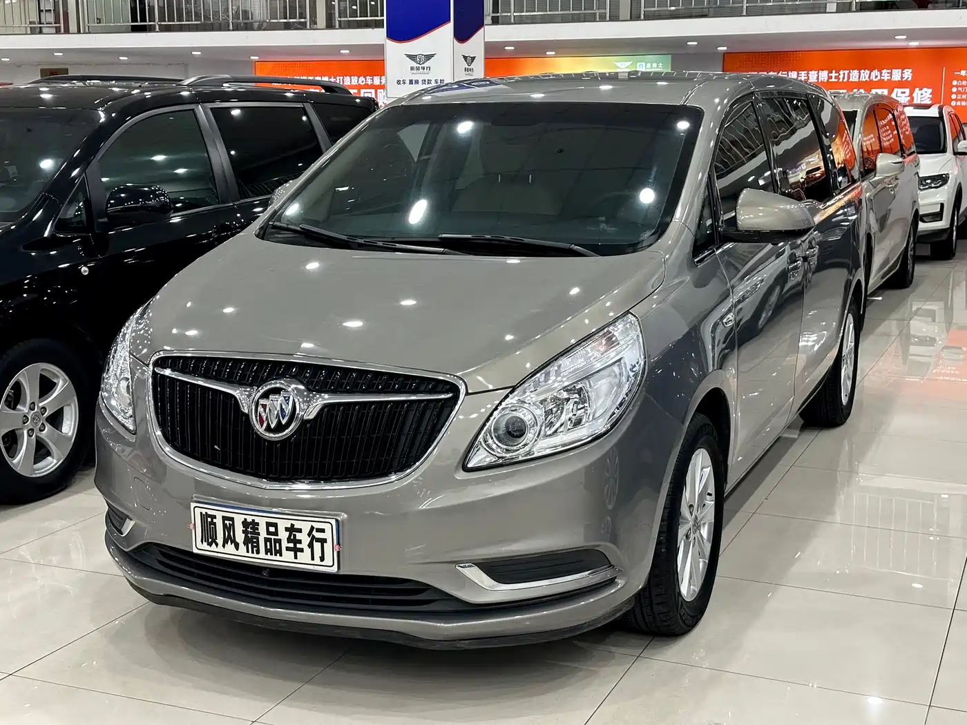 Buick GL8 2018 28T Comfort China VI фото 34