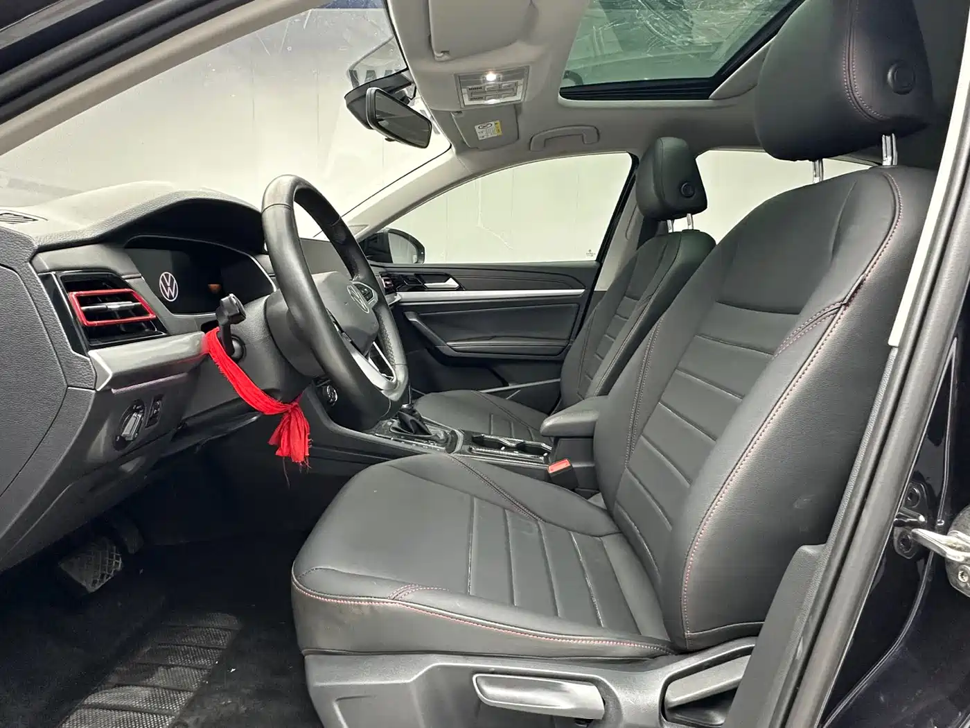 Volkswagen Lavida 2023 280TSI DSG Starlight Comfort Edition фото 7