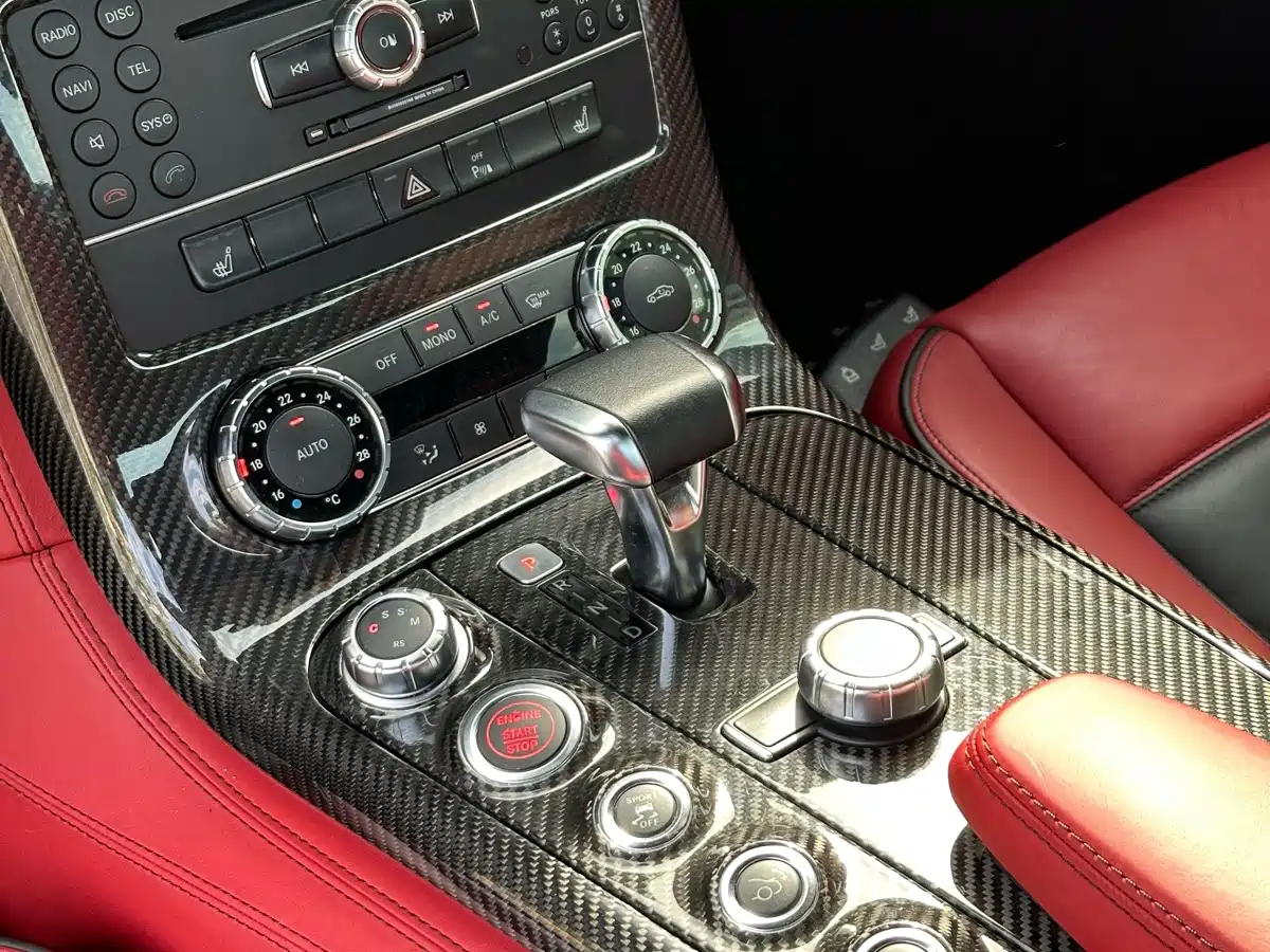 Mercedes-Benz SLS AMG 2011 2011 SLS AMG