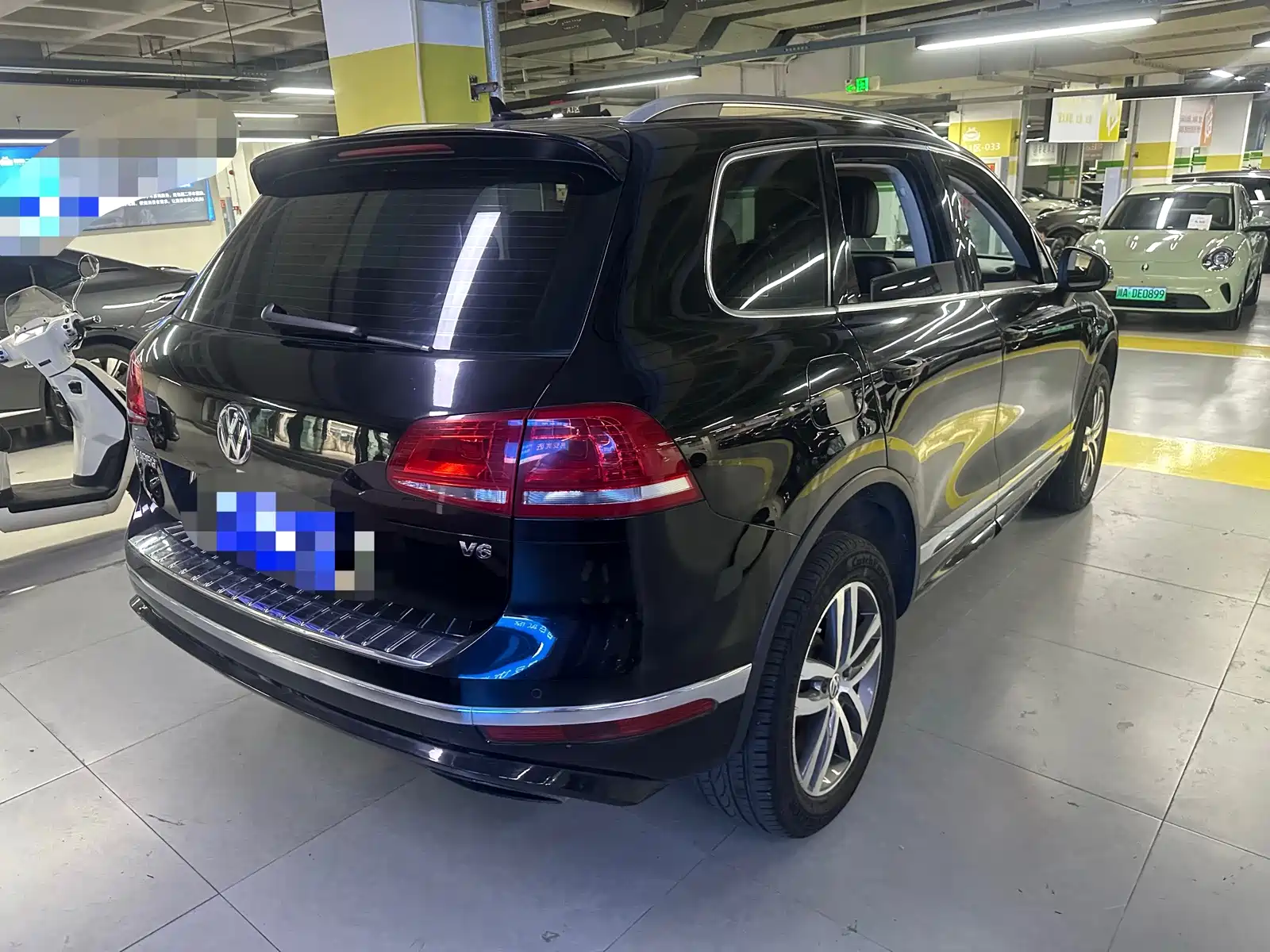 Фото 8 - Volkswagen Touareg