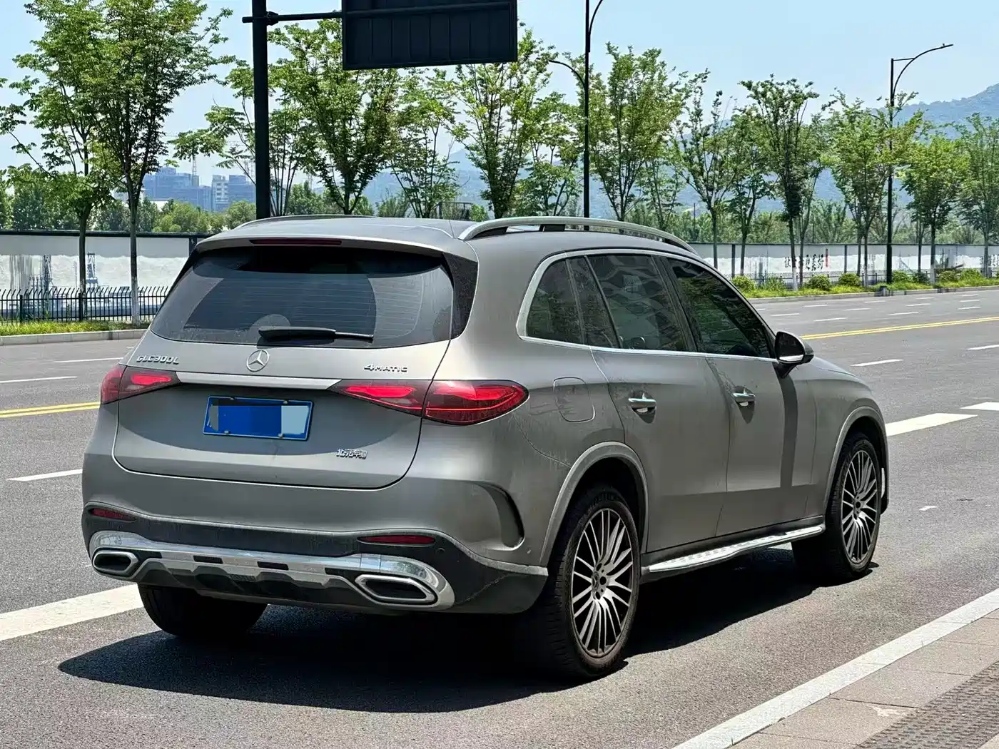 Mercedes-Benz GLC 2024 GLC 300 L 4MATIC Luxury 5-seater фото 2