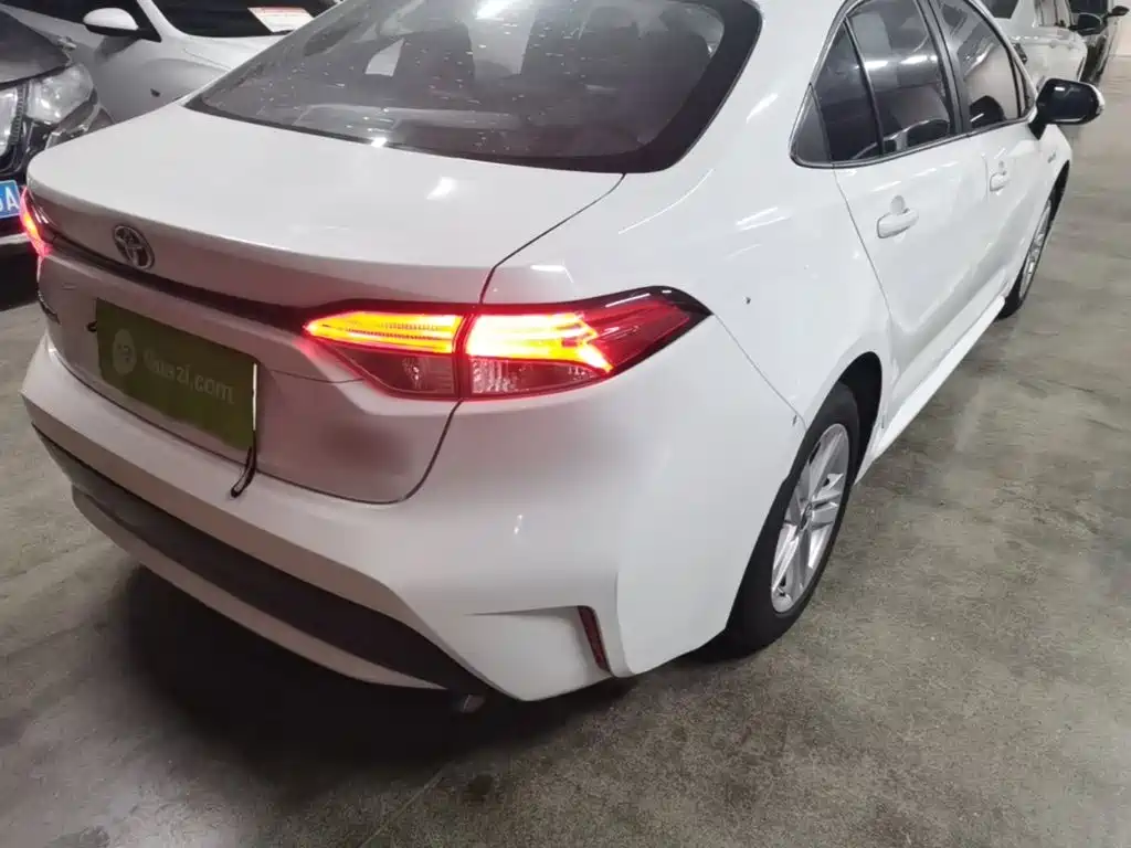 Фото 8 - Toyota Levin