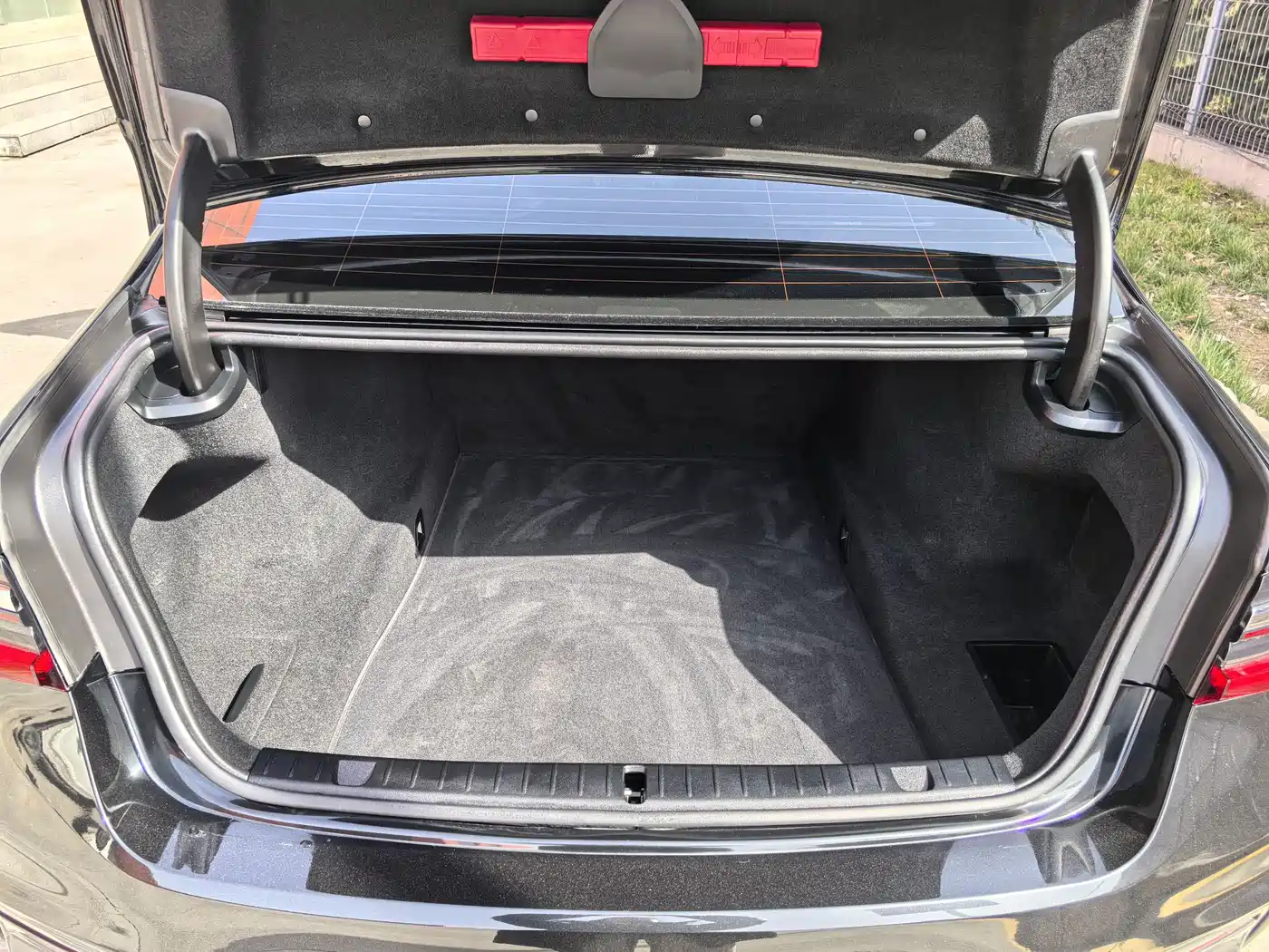 BMW 7 Series 2019 Facelift 730Li M Sport Package фото 26