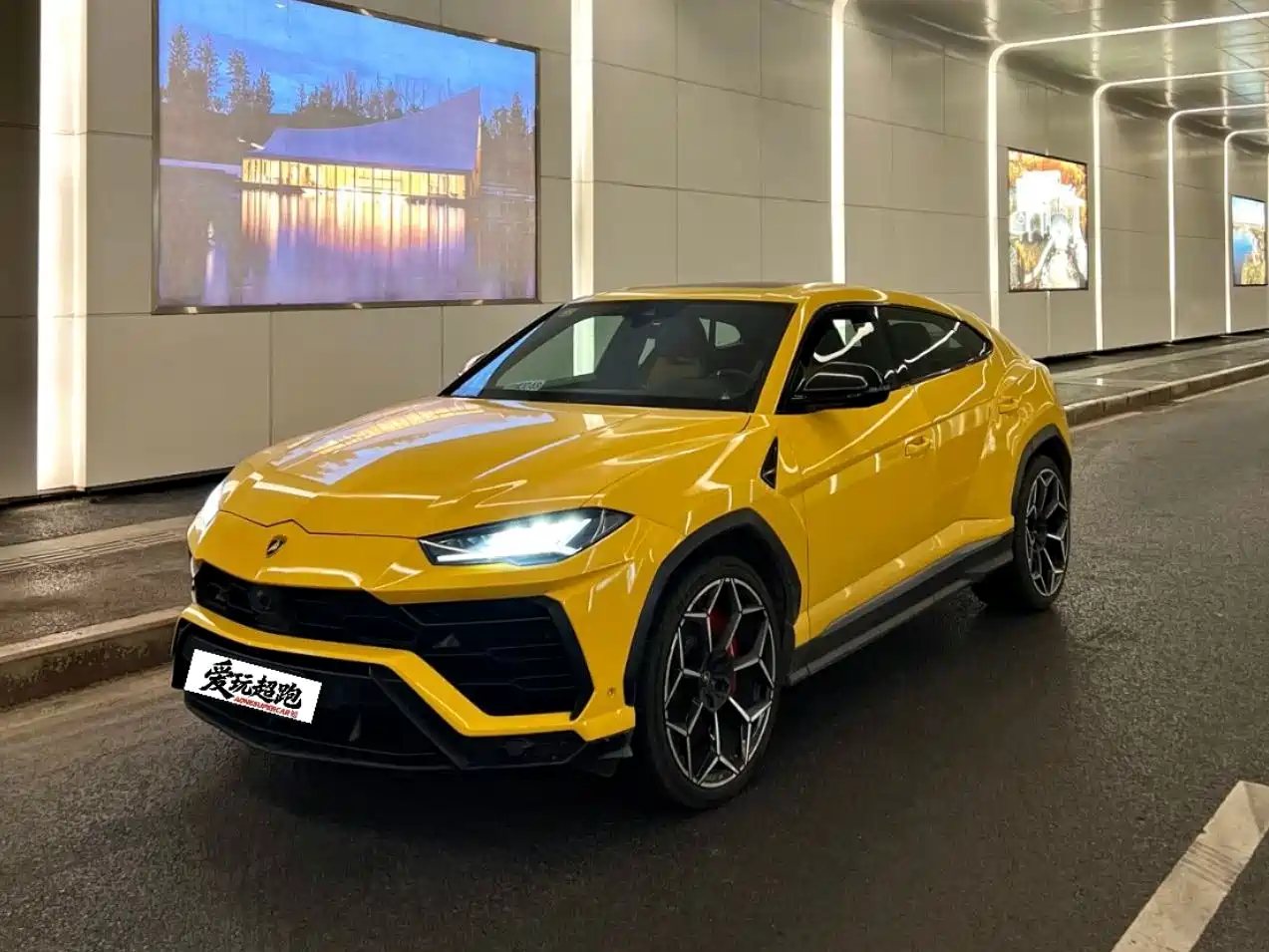 Lamborghini Urus 2019 2018 4.0T V8