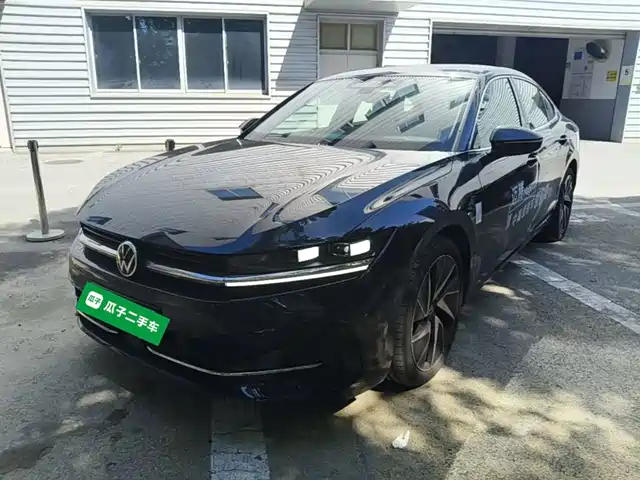 Volkswagen Magotan 2024