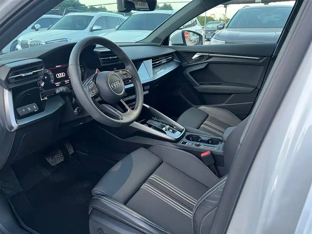Audi A3 2022 A3L Limousine 35 TFSI Style Sport фото 9