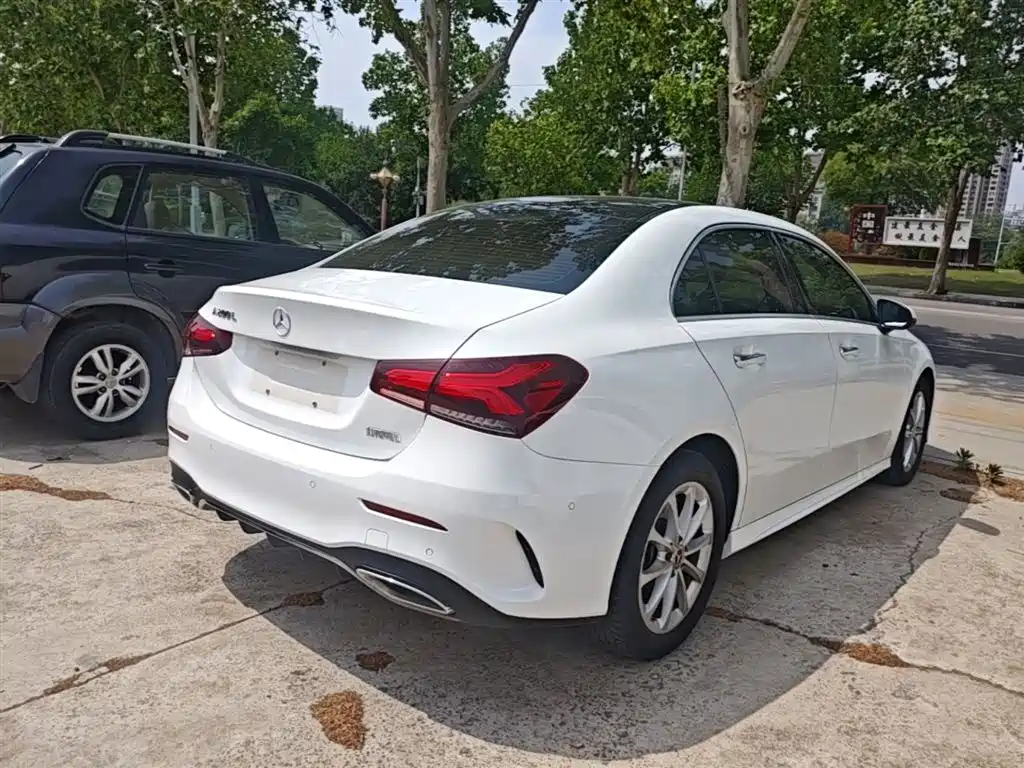 Mercedes-Benz A-Class 2022 Facelift A 200 L Sport Sedan Dynamic фото 7