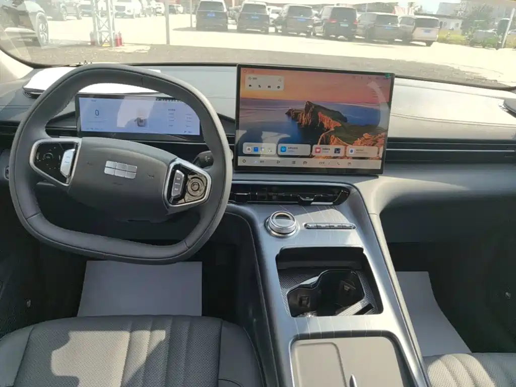 Geely Galaxy Galaxy E5 2026 2026 530km Voyager Edition