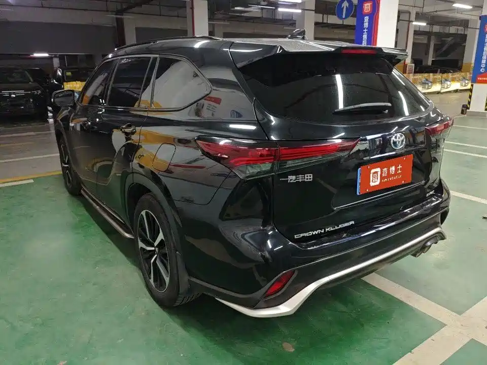 Toyota Crown Kluger 2024 2023 2.5L HEV AWD Premium Edition