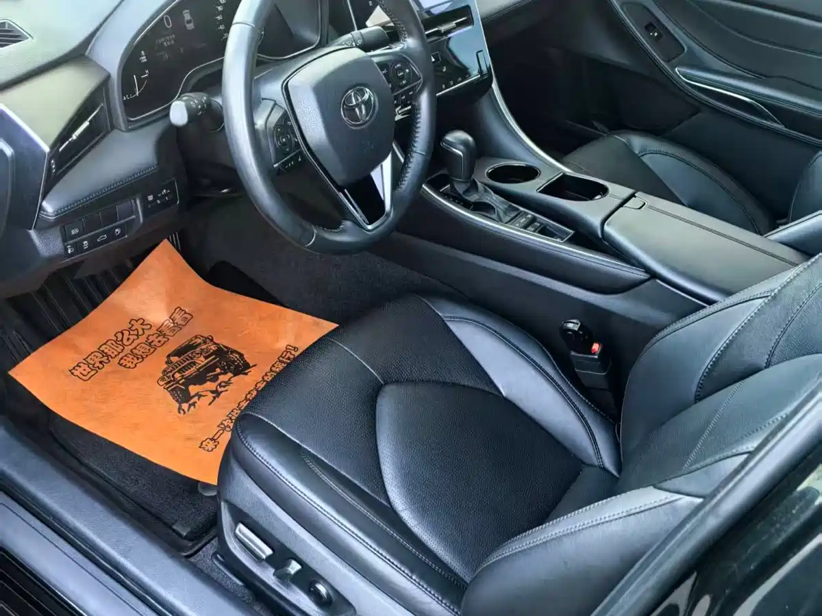 Toyota Avalon 2023 2.5L Luxury Edition фото 2