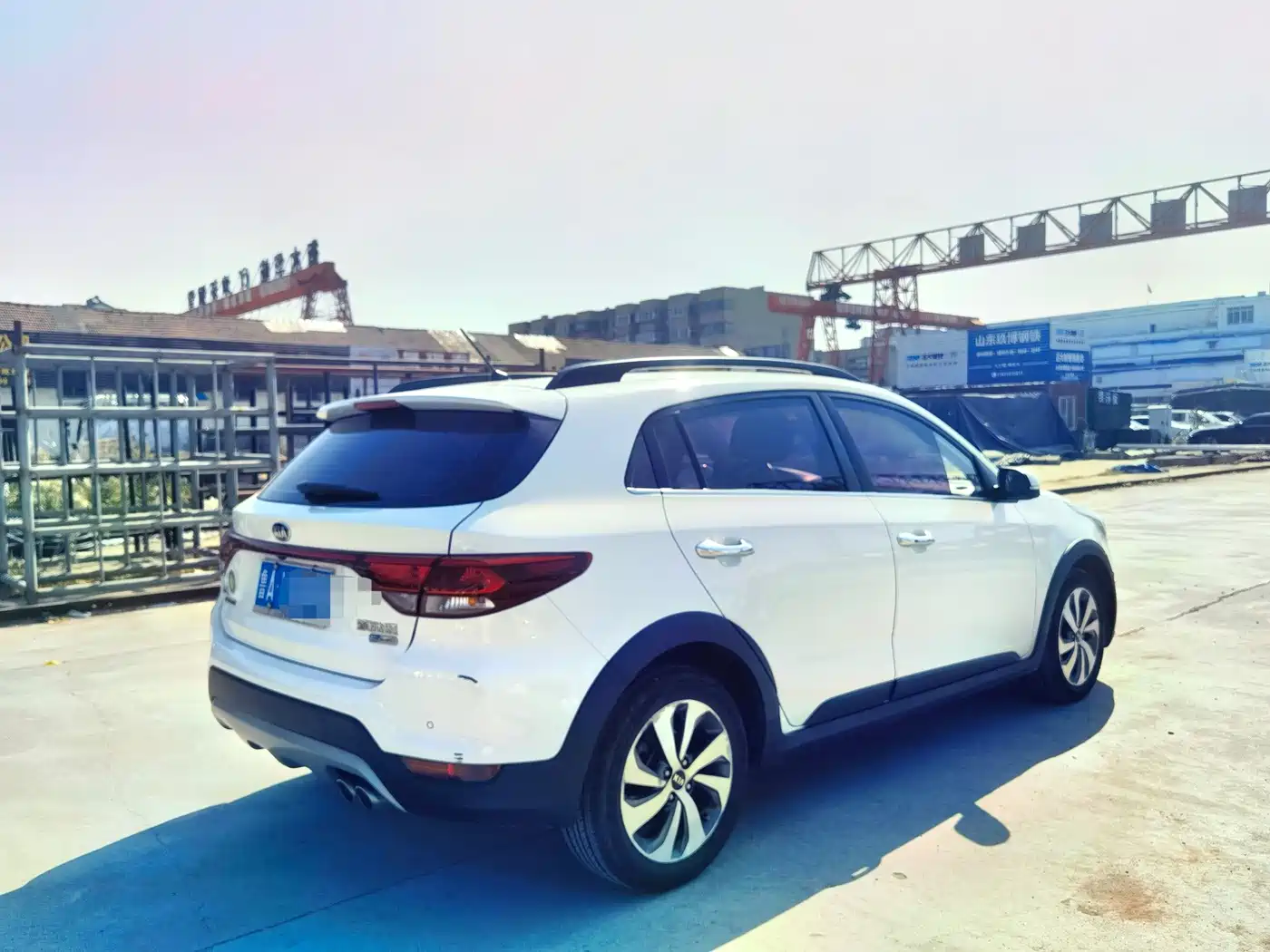 Kia KX CROSS 2018 2017 1.4L AT GLS