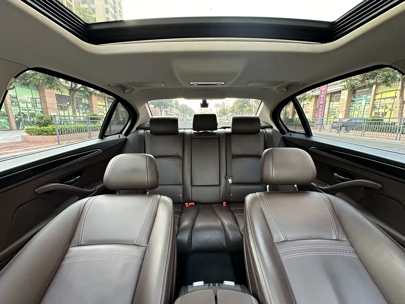 BMW 5 Series 2017 525Li Luxury Design Package фото 21