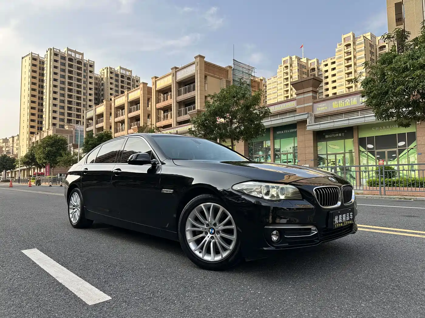BMW 5 Series 2017 525Li Luxury Design Package фото 3