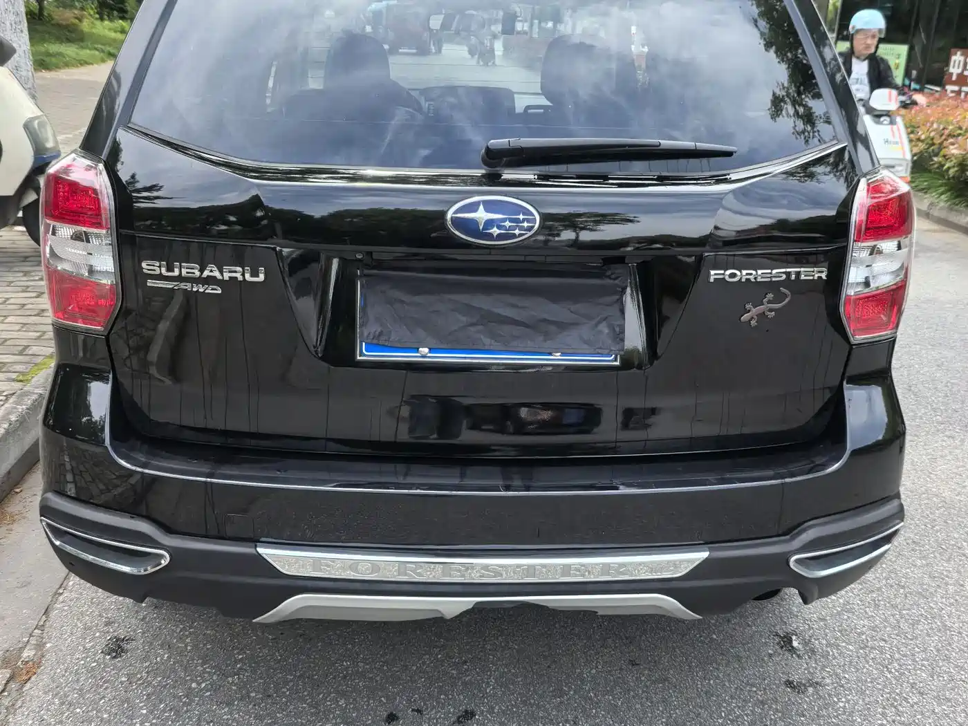 Subaru Forester 2013 2.5i Automatic Luxury Edition фото 9