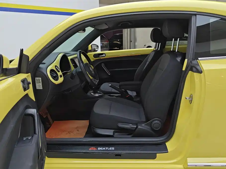Volkswagen Beetle 2014 1.2TSI Fashion Edition фото 9